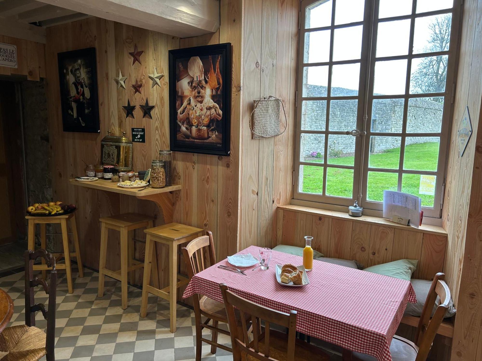 Chateau De Franquetot & D Day Collins Museum Сент-Мер-Эглиз Экстерьер фото